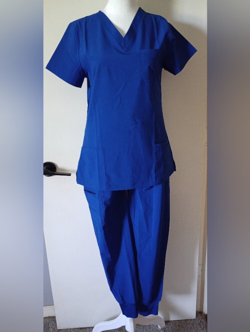 New In Package Slim Fit Medical Scrub Set - V-Neck Top & Jogger Pants Size XS